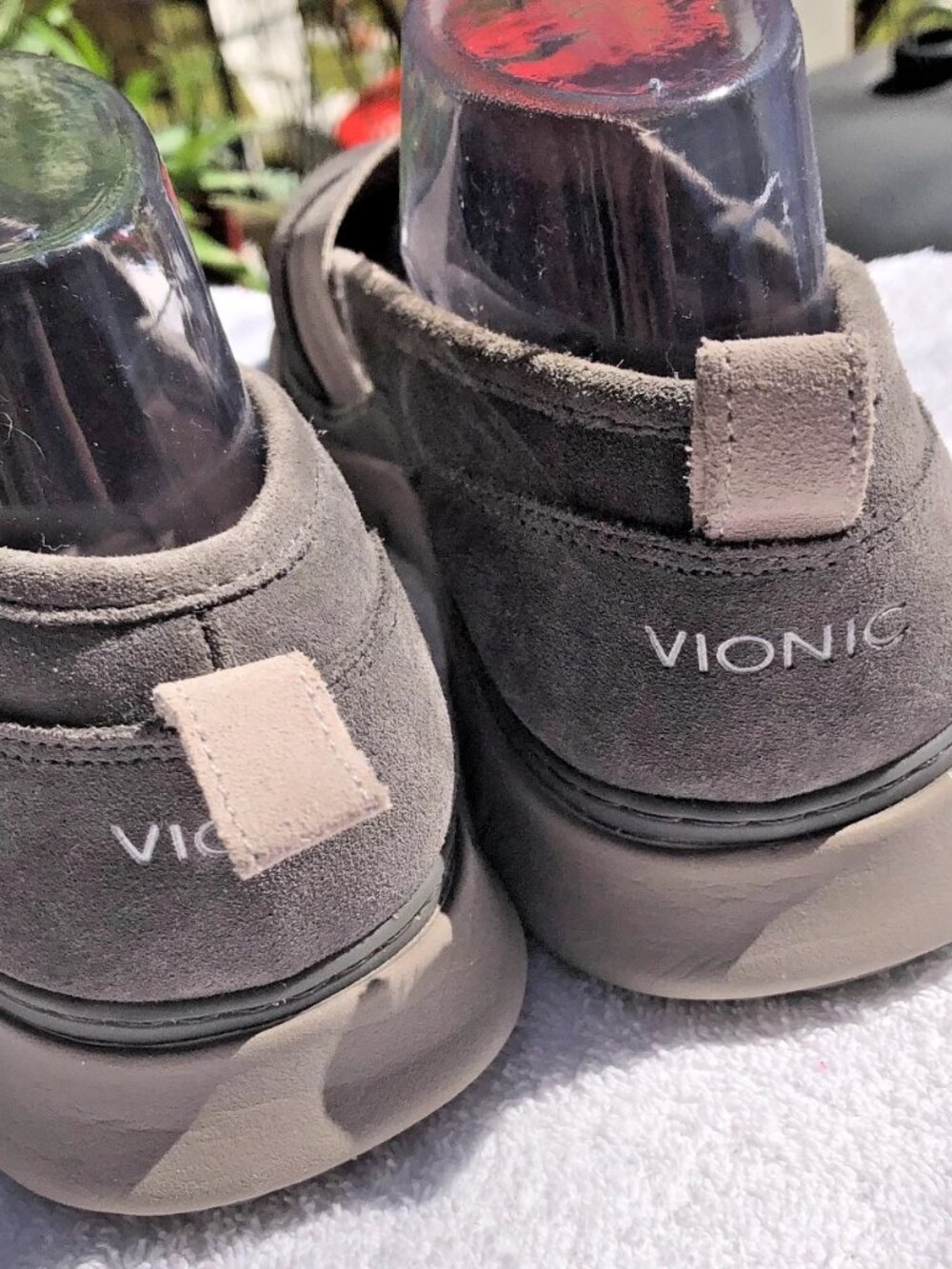 Vionic Kristi Women’s Comfort Slip On Shoes Size 8.5 Gray Suede - runs large - Picture 6 of 16